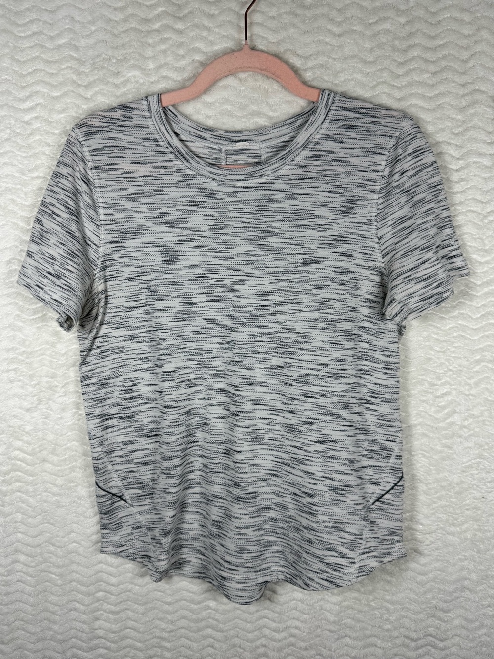 Lululemon Long Distance Short Sleeve shirt in the "Tiger Space Dye Black White"
